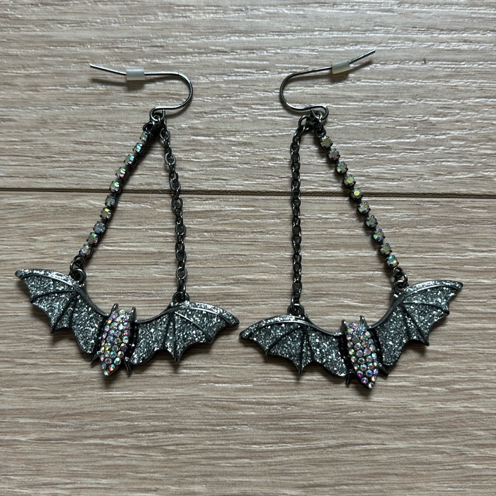 Bat Earrings 🦇
